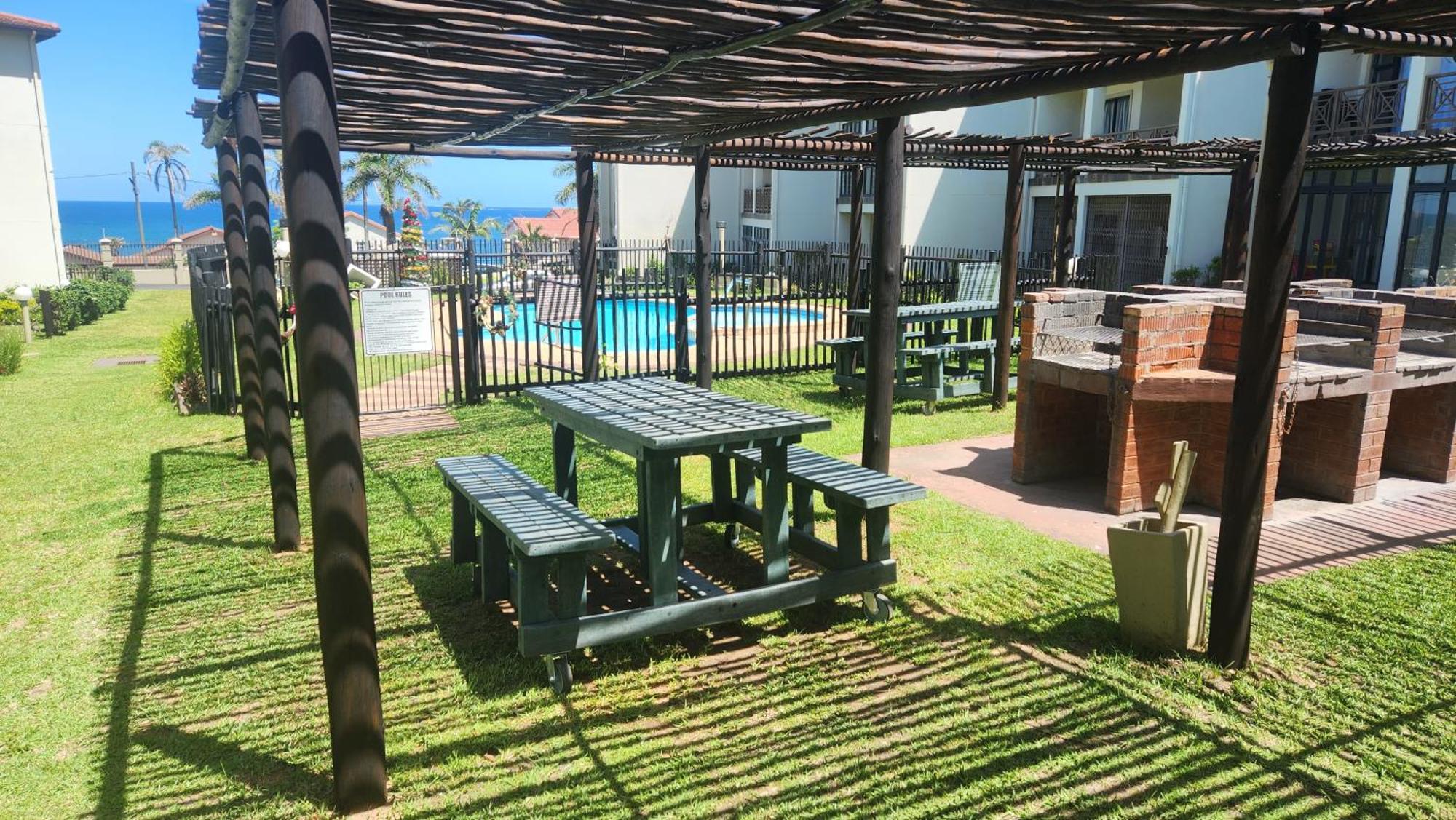Topanga 17 Uvongo Beach Eksteriør bilde